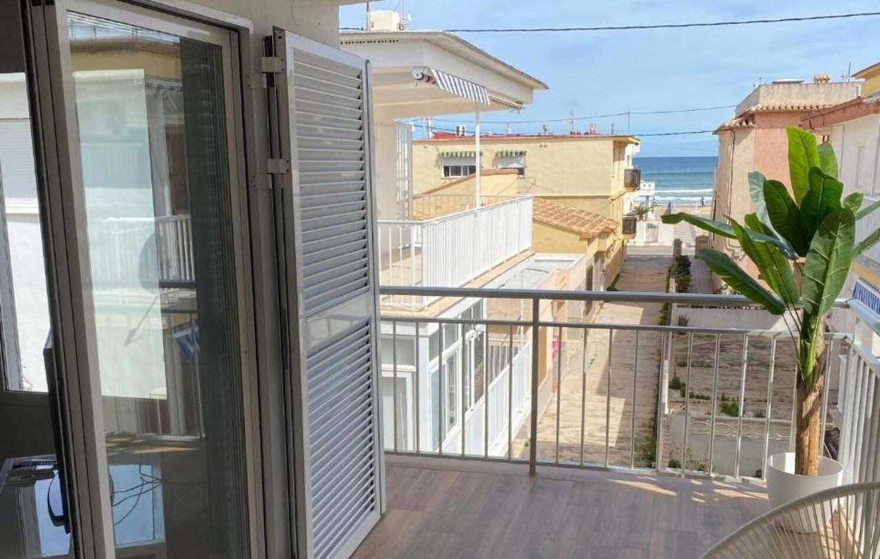 Apartamento Con Vistas Al Mar オリーバ エクステリア 写真